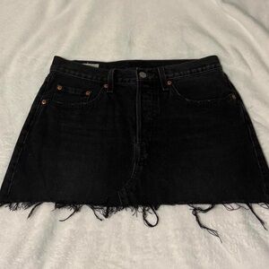 Levi’s Black Denim Skirt